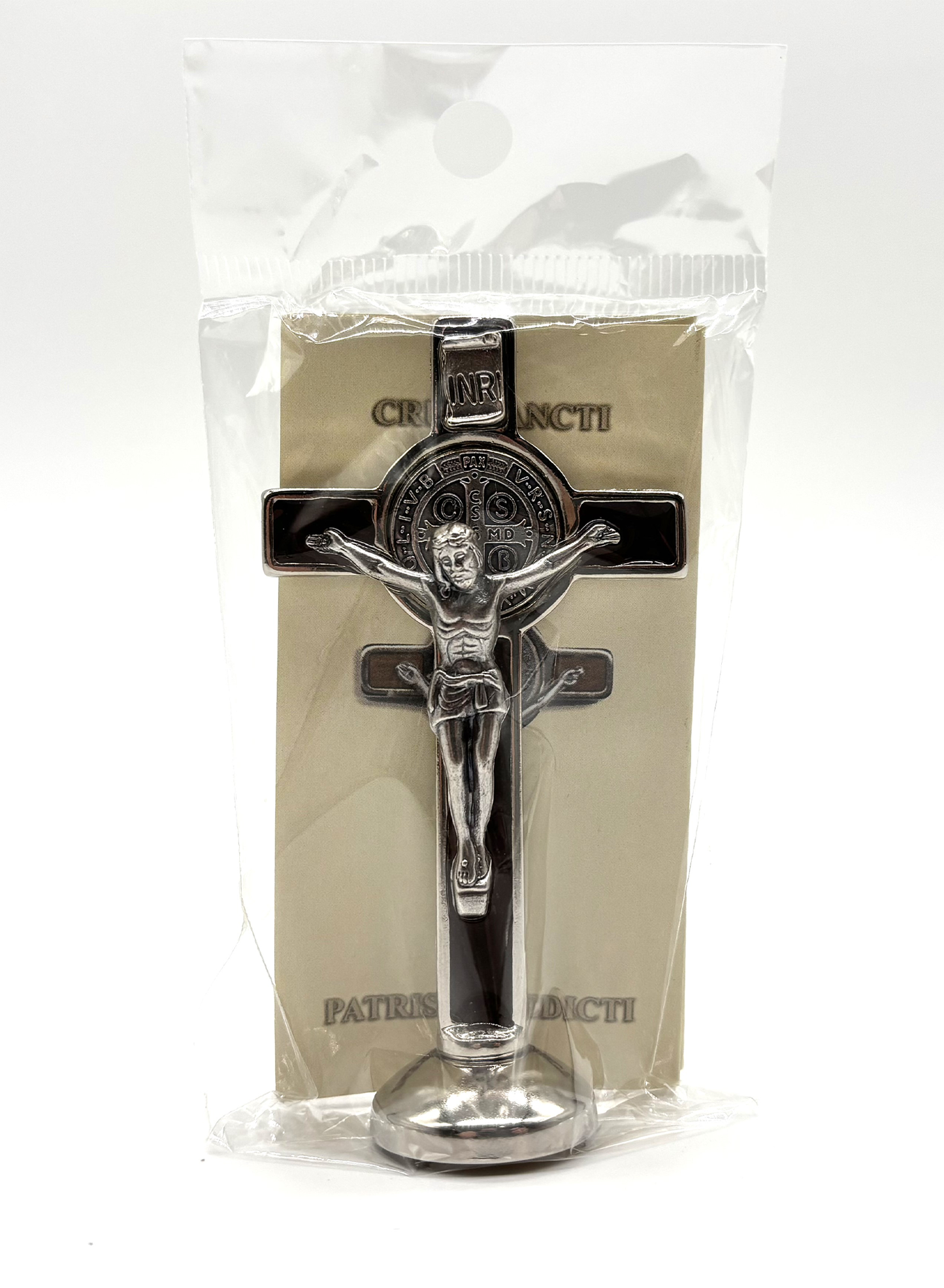 Crucifixo com Medalha de São Bento com base