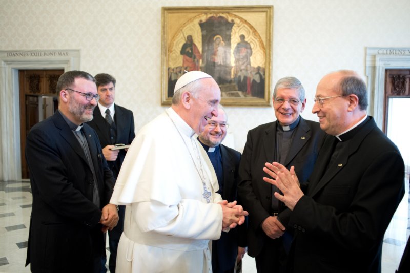 Papa Francisco recebe Superior Geral dos Paulistas