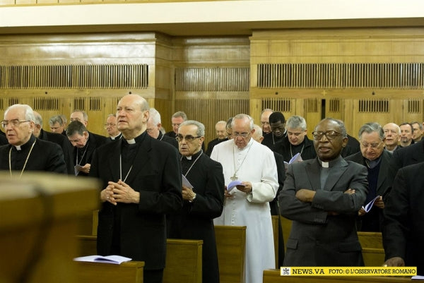 Exercícios espirituais do Papa Francisco na Casa Divino Mestre