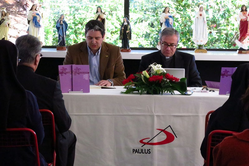 PAULUS Livraria recebe D. António Couto