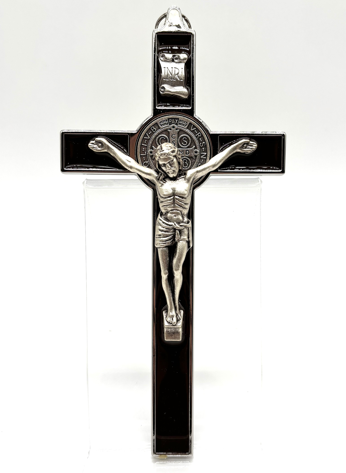 Crucifixo em metal com Medalha de São Bento - Maior