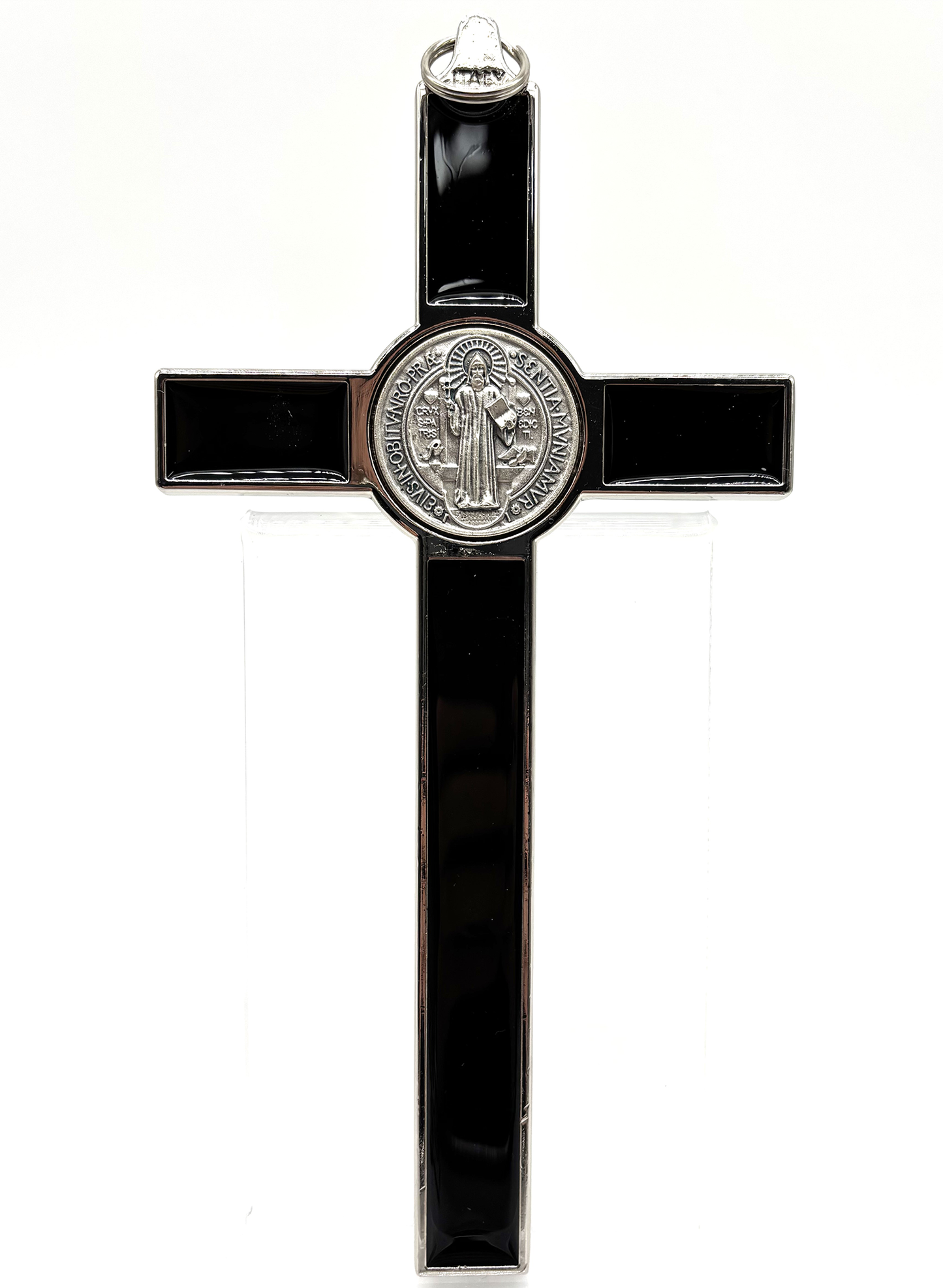 Crucifixo em metal com Medalha de São Bento - Maior
