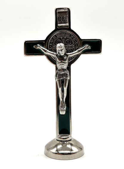 Crucifixo com Medalha de São Bento com base