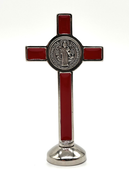Crucifixo com Medalha de São Bento com base