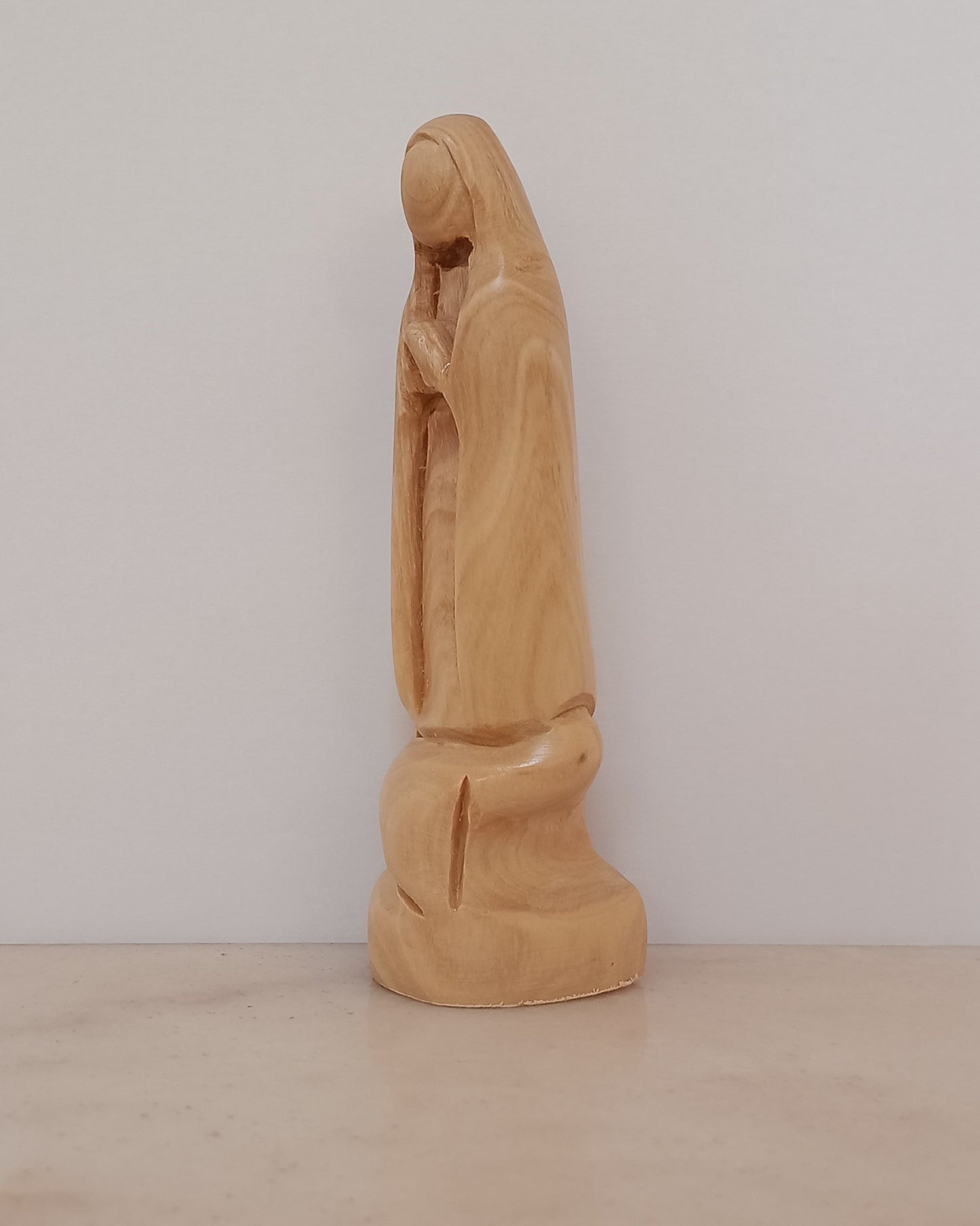 Imagem Nossa Senhora de Fátima em madeira de oliveira
